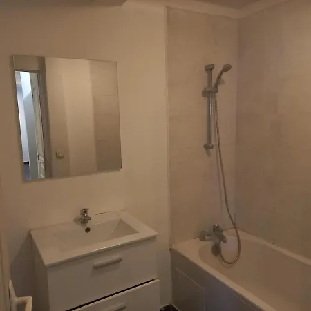 N1 T3 Calme Et Agreable Appartement Roubaix